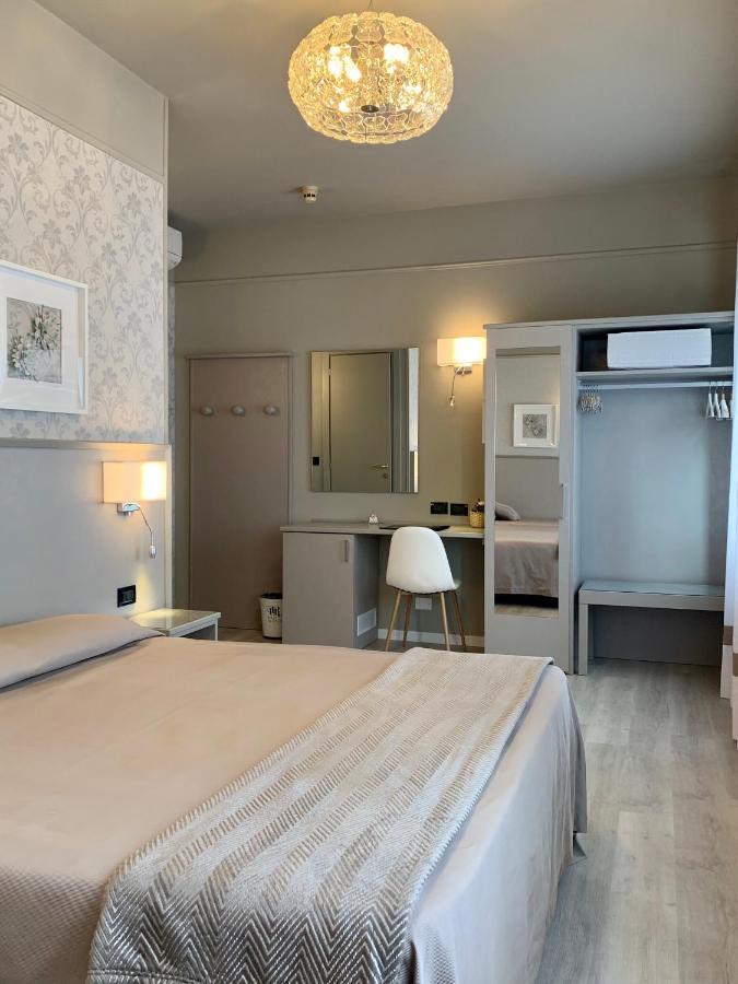 Hotel La Pace San Mauro Torinese Kültér fotó