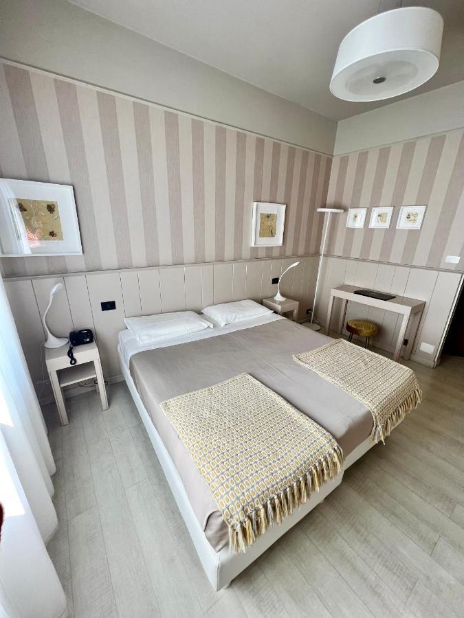 Hotel La Pace San Mauro Torinese Kültér fotó