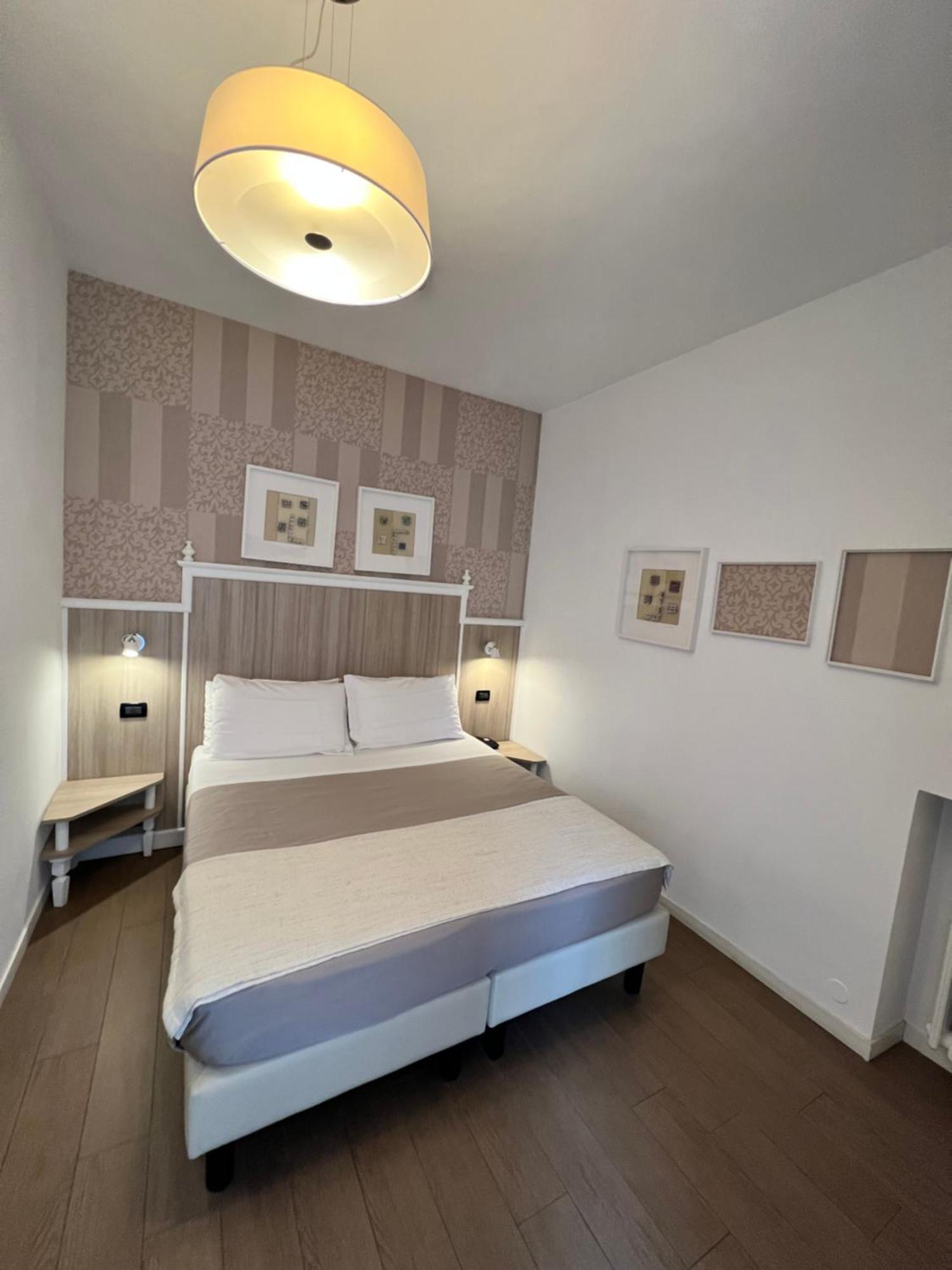 Hotel La Pace San Mauro Torinese Kültér fotó
