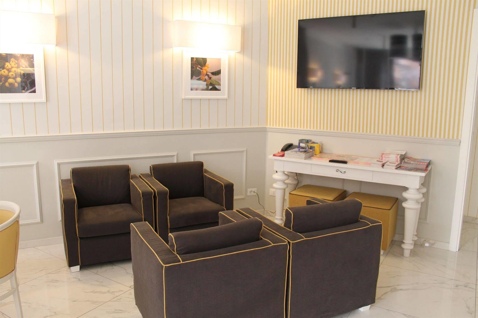 Hotel La Pace San Mauro Torinese Kültér fotó