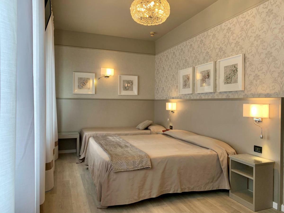 Hotel La Pace San Mauro Torinese Kültér fotó